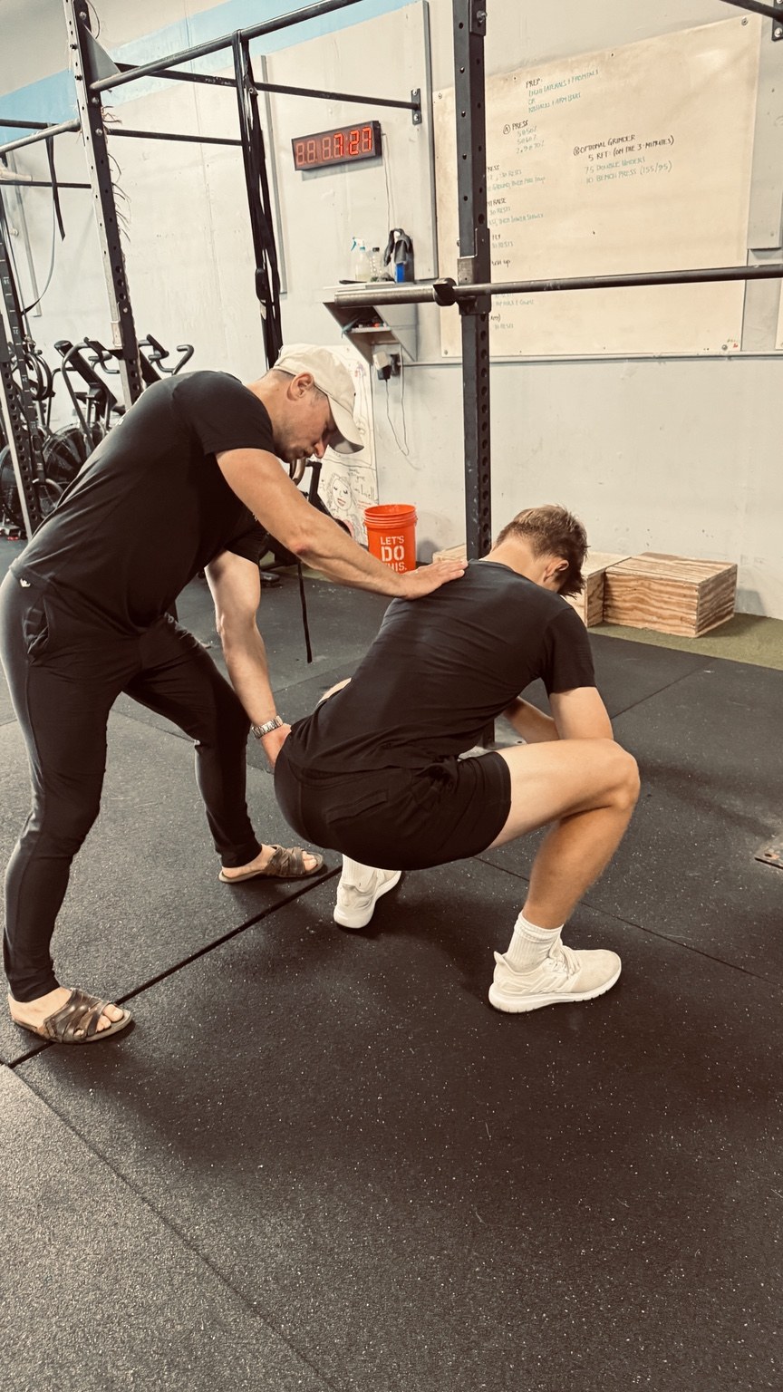 Strength coaching at Sthenos Athletics